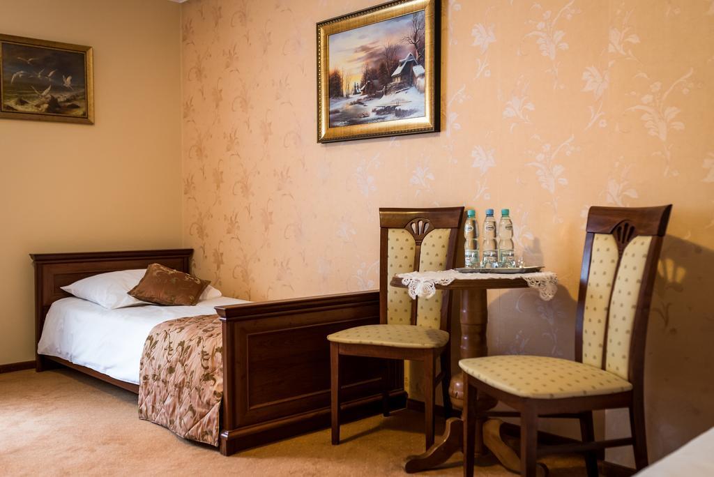 Hotel Palac Akropol Λούμπλιν Δωμάτιο φωτογραφία