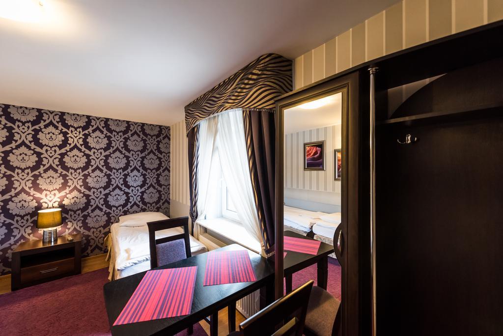 Hotel Palac Akropol Λούμπλιν Δωμάτιο φωτογραφία