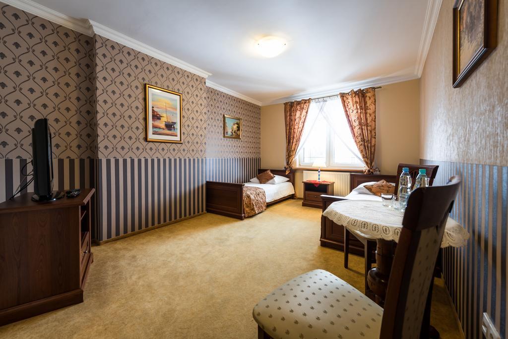 Hotel Palac Akropol Λούμπλιν Δωμάτιο φωτογραφία